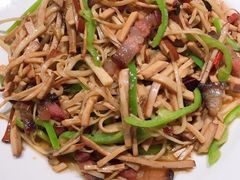 -梁家大院•农家菜(昆山会展中心店)