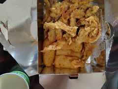 -沸炉重庆老火锅(军事博物馆店)