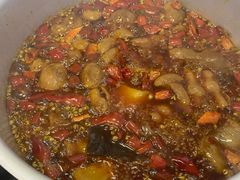 -晓彭肥肠鸡·泡椒鸡火锅(水木天地店)