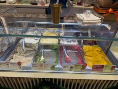 -VENCHI 闻绮(上海佛罗伦萨小镇店)