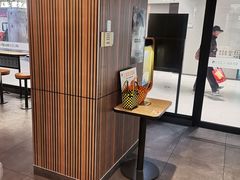 -麦当劳(百联西郊购物中心店)