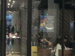 门面-星巴克臻选(南京金茂览秀城店)