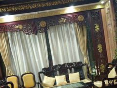 -皇宫大酒店