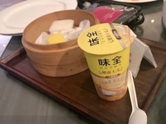 -上海滴水湖皇冠假日酒店