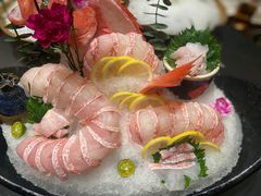 -余欢领鲜火锅(新街口店)