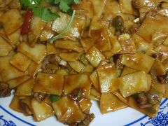 -伊源鼎盛餐饮服务有限公司