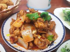 -胡子饮食店