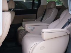 -小鹏汽车体验中心(苏州龙湖狮山天街店)