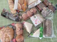 奥尔良鸡肉火腿三明治-中粮丰通（北京)食品有限公司