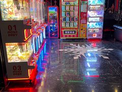 -范特西FANTASY量贩式KTV(民主广场店)