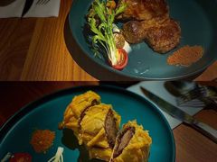 -10號公馆专业果木牛排餐厅