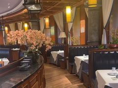 -八府香鸭·啫啫煲(华山路店)