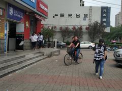 -便利蜂(创展大厦102号店)