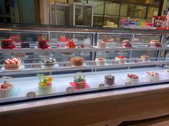 -巴黎贝甜(大宁国际商业广场店)