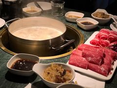 -捞王锅物料理(上海世茂广场店)