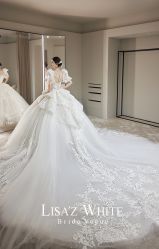 点击看大图 -Renee芮亦婚纱