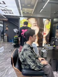 -藤野造型•烫染专业店