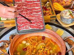 -老渔家·白族·石板烧·野生菌火锅(古城中心店)