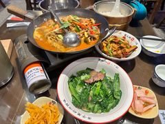 -富正毅三下锅·湘西韵味(天门山索道店)