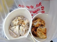 -严氏重油烧麦(民权路店)