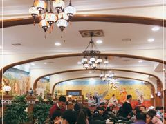 -清真·玛丽亚新疆菜主题餐厅(浙江中路店)