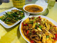-柏合黄记豆腐皮饭店