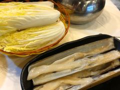 -鲜入围煮花胶鸡海鲜火锅