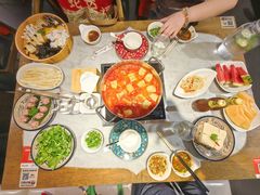 -尚尚仙·酸汤猪手·猪肚鸡火锅(华联万柳购物中心店)