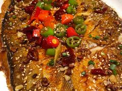 干烧武昌鱼-莲餐厅·湖北菜·藕汤是头牌(愚园路店)