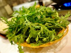 -鲜入围煮花胶鸡海鲜火锅