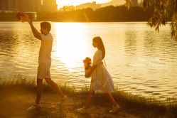 -易摄影婚纱摄影工作室