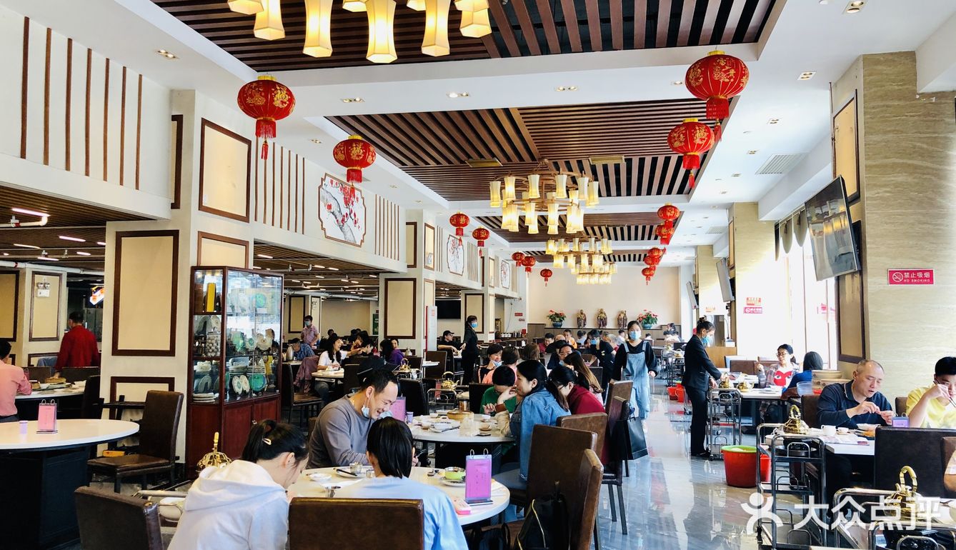 顺德毋米粥的特色就是粥像汤一样直接可以拿来喝的