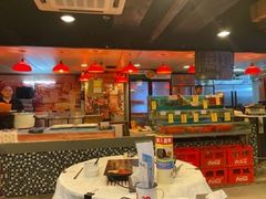 大堂-鲜入围煮花胶鸡海鲜火锅