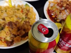 -烤肉小伙烤肉店