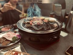 -围炉肉舍丹东海鲜烤肉·烤活鳗(步行街店)