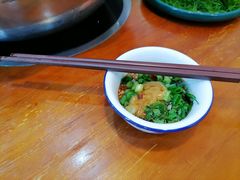-老何家后安粉·糟粕醋海鲜火锅(三亚湾椰梦长廊店)