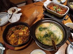 -云海肴·汽锅鸡·云南代表菜(天山百盛优客店)