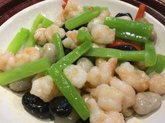 -香山湖家家宴(中山陵店)
