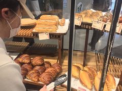 -CARINO BAKERY&CAFE(人广来福士店)