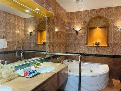 -杰爱月子护理中心