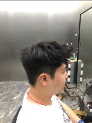 -尤司男士国潮理发馆