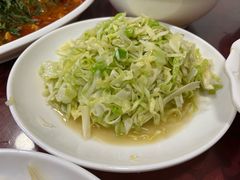 清炒包菜-扒骨肉雅鱼饭店(三雅文化传承店)
