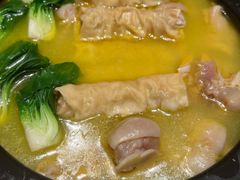 咸猪手百页包汤-红城阁·上海味道(四平路店)