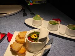 自制焦糖鹅肝布蕾配新鲜水果-弦月窗LUNETTE BY AMANDA(复兴路店)