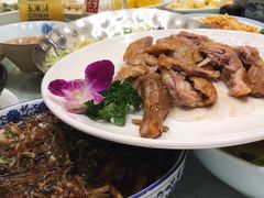 -翠山·映月湖景餐厅(映月湖公园店)