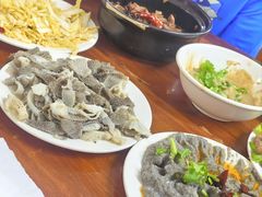 -宝瑞门钉肉饼店