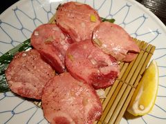 -山川小町·极番烧肉(新地假日广场店)