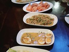 -绿光森林餐厅