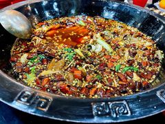 -烧哥美蛙肥肠鱼火锅·十五年社区店