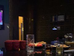 -K+全国连锁KTV(绿地缤纷天地店)